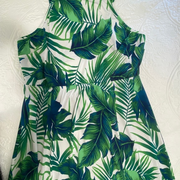 Tropical maxi dress - Picture 2 of 5